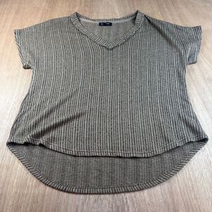 Blu Pepper Ribbed V Neck Short Sleeve High Low Hem Top Brown Tan Fall Layer S